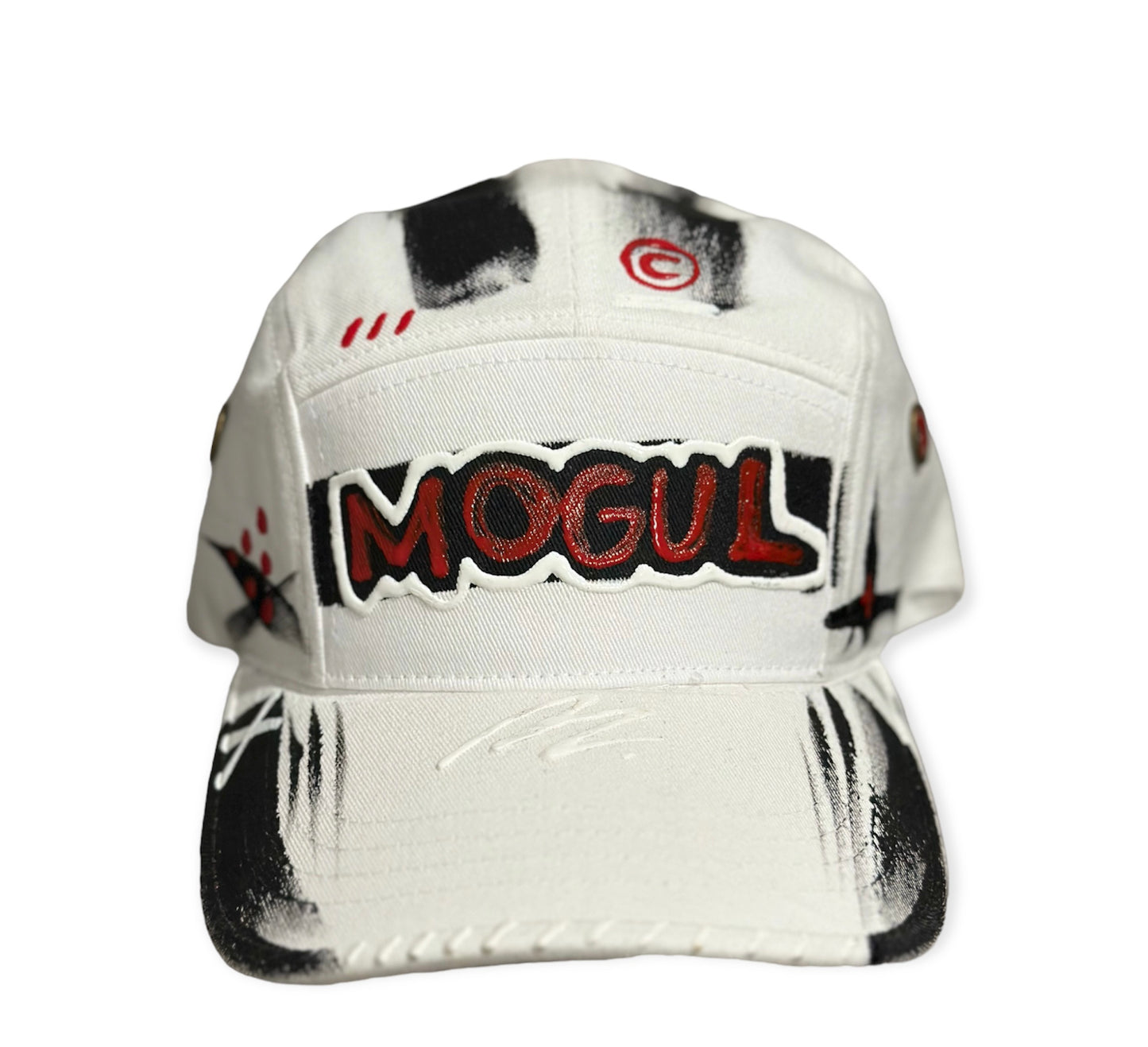 021 - Mogul (White Falcon)
